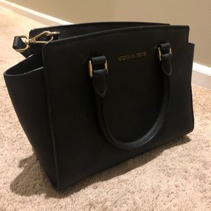 Michael Kors Selma Medium Satchel Crossbody